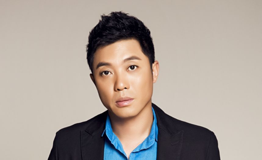 他曾红遍大街小巷,当红时遭遇车祸,如今疾病缠身,却仍在追梦