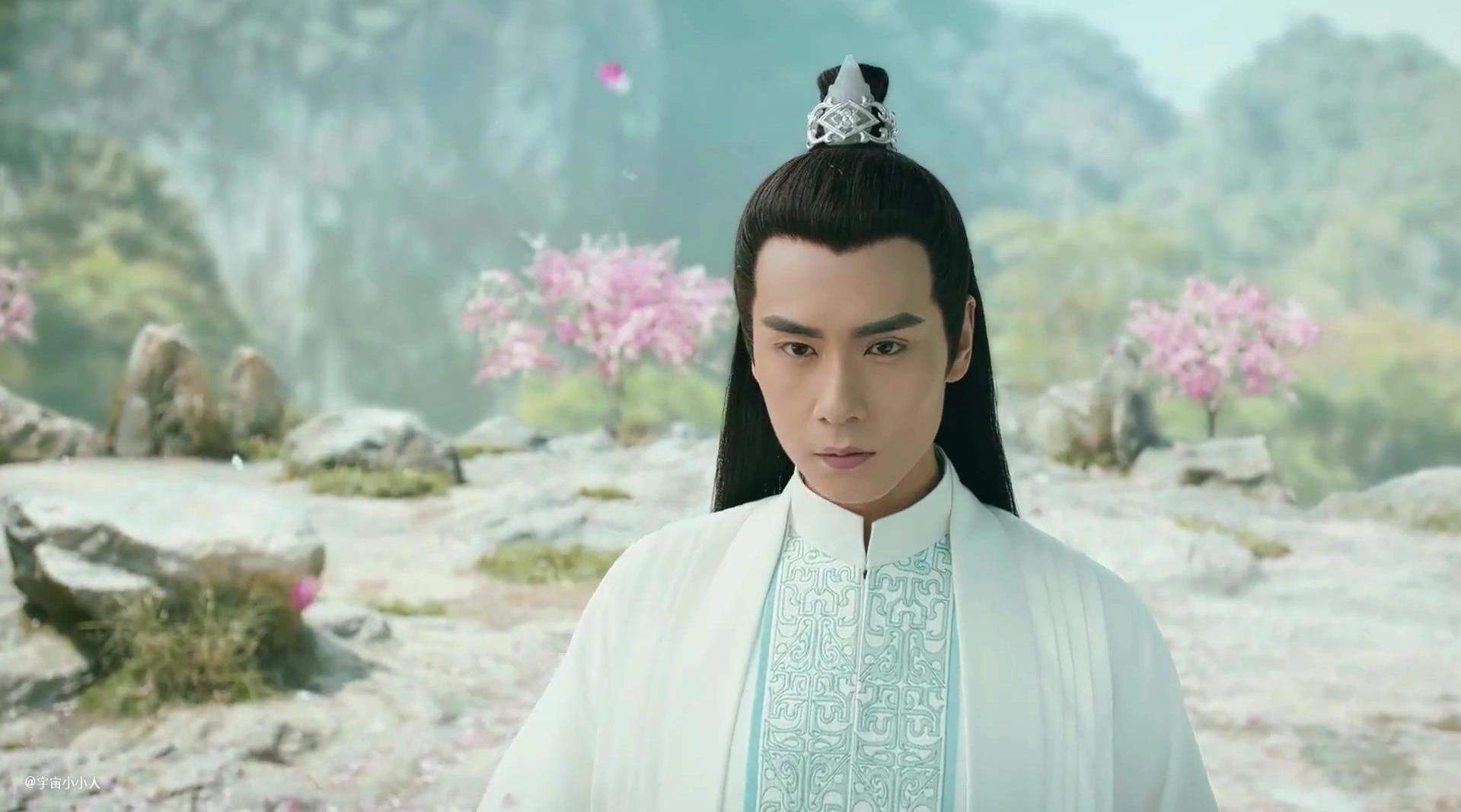 饰演花无缺,白衣翩翩,清冷高贵, 饰演的江小鱼,古灵精怪