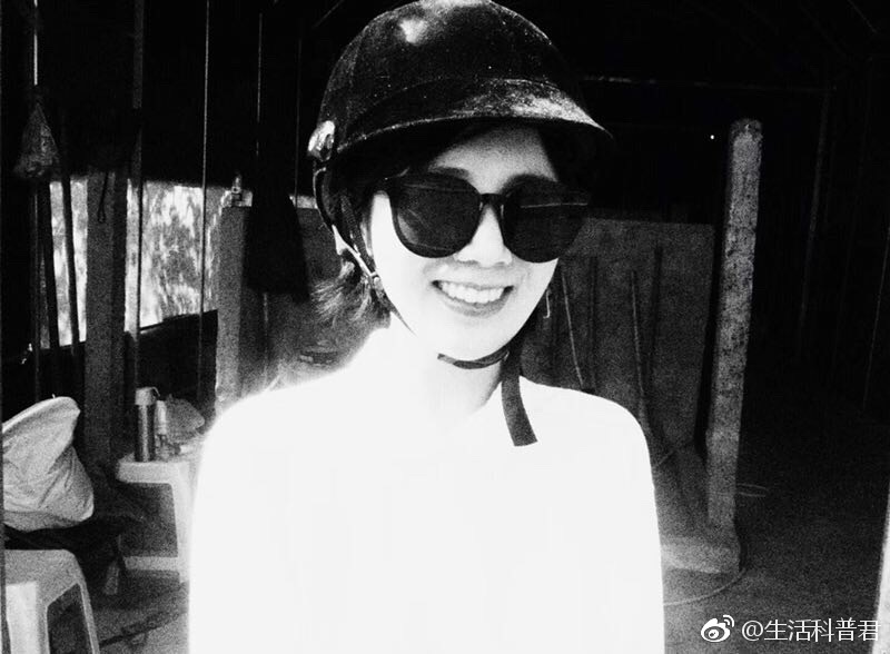当代画家王雨馨被传遭家暴,女主丈夫正是当红小生黄景瑜|王雨馨|当红|黄景瑜_新浪新闻