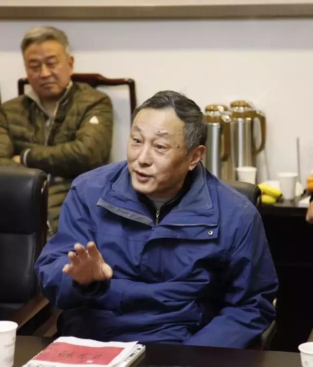 印社老前辈家属代表王吉光发言最后,徐利明社长作会议小结.