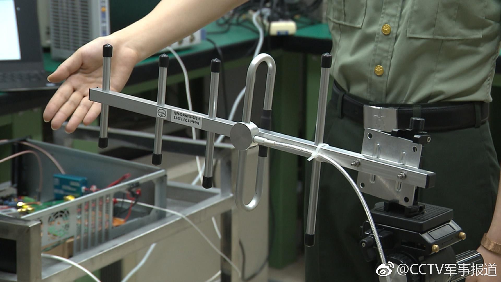 点赞国防科大学员成功研发可以分辨出人和动物的微动雷达生命探测仪