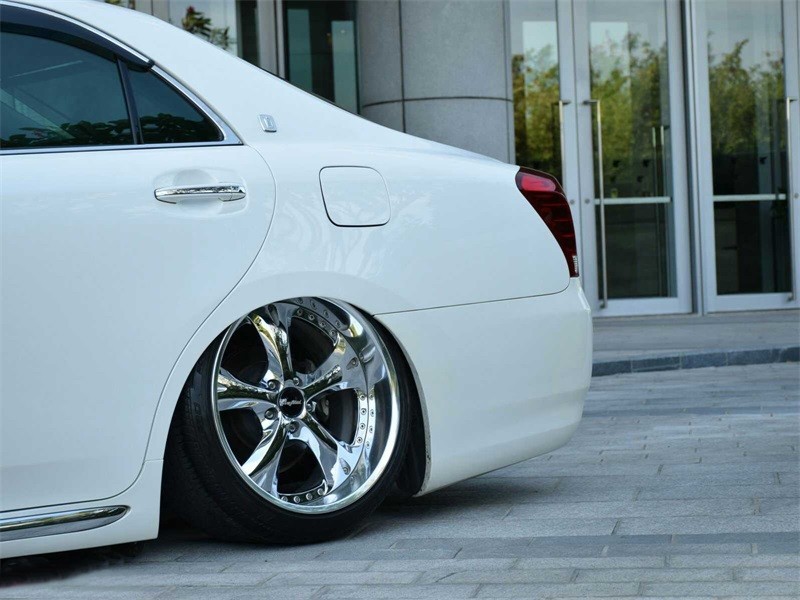 丰田皇冠改装案例