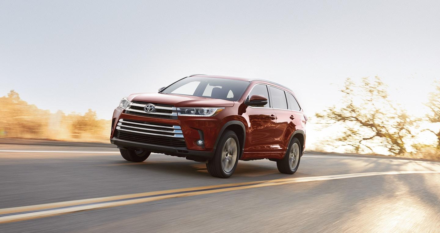 2018新款丰田汉兰达上市 内饰质感提升 售价21万起