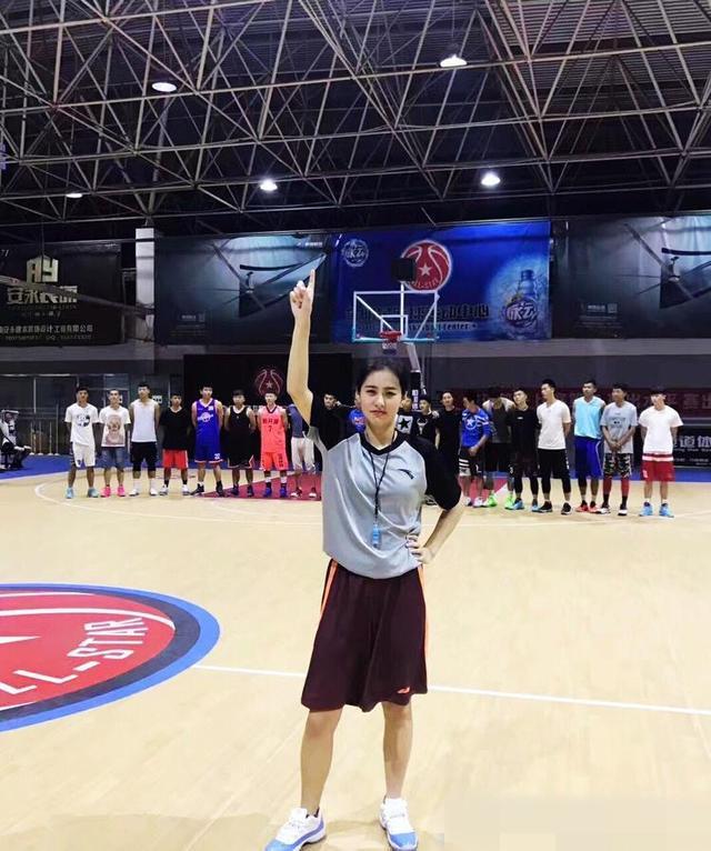 亓浩,今年22岁,目前就读于湖南师范大学,是资源与环境科学学院大三的