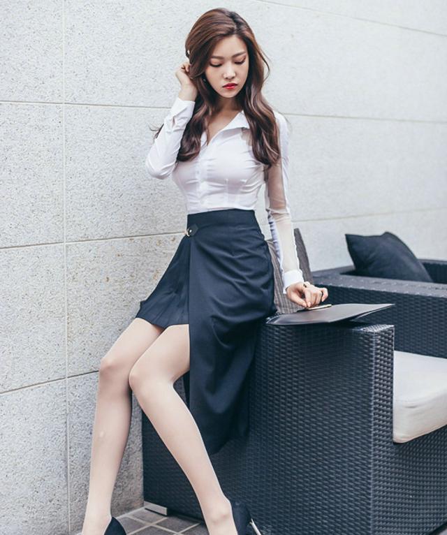 魅力短裙穿搭出女神的魅力, 大长腿成美丽风景线|短裙|性感|美女_新浪