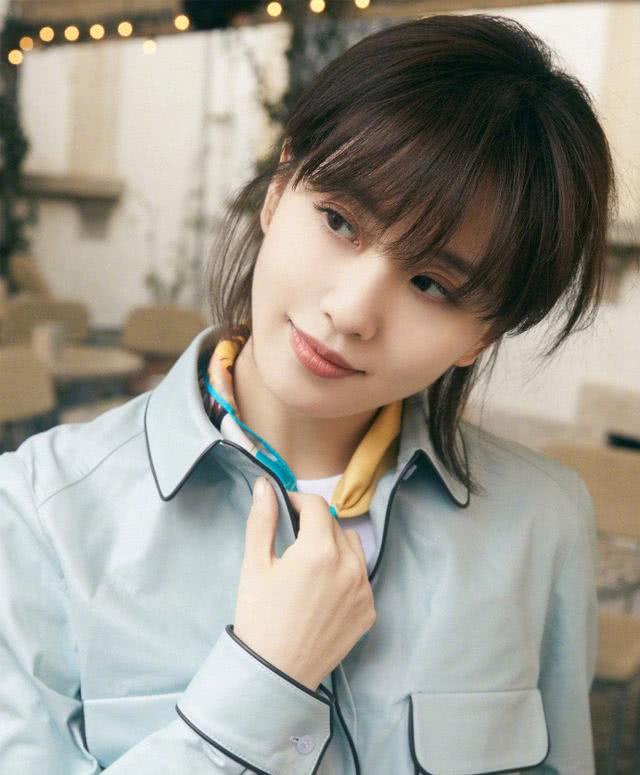 刘诗诗剪八字刘海 波波头发型秒变清新少女范,你们剪了也不老气