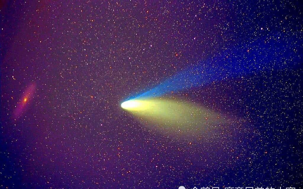 彗星的样子图片