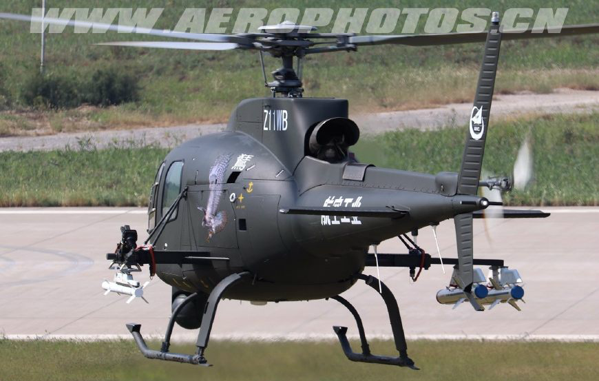 国产直,11wb轻型武装直升机飞行展示犹如精灵舞空