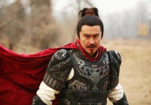 上官剑南是虚构的历史人物,而韩世忠却是真实人物,他跟岳飞一起作战