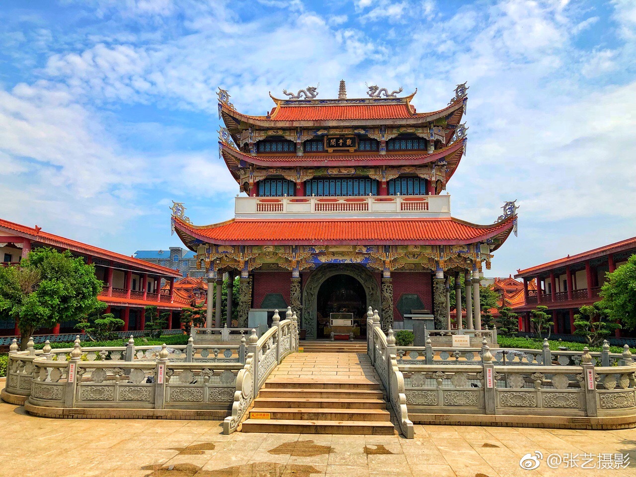 今天天气晴朗,参观了位于福建省长乐市漳港街道仙岐村显应宫又称大