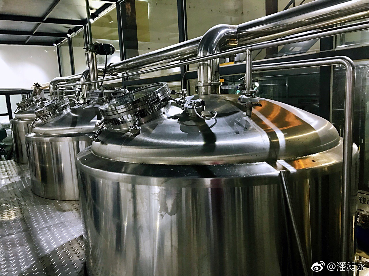 探访唯麦精酿啤酒厂只为一杯好啤酒