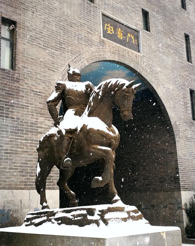今日洛阳城飘雪中的记忆