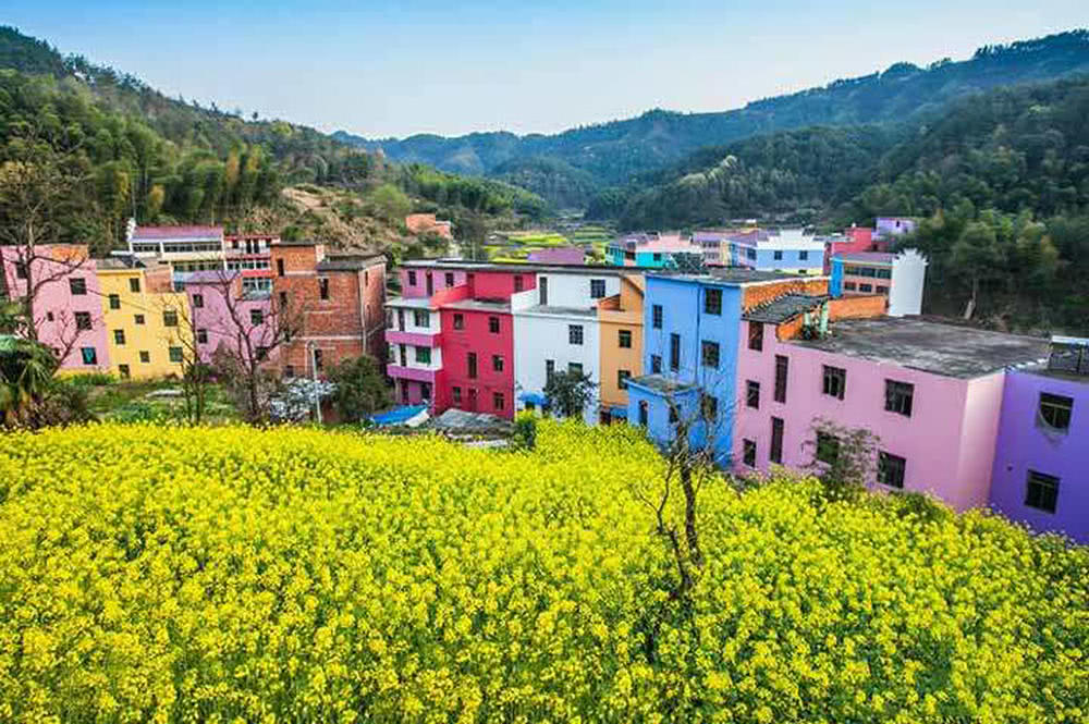 藏在我们身边的童话小镇,超级梦幻的彩色村,有你的家乡吗?