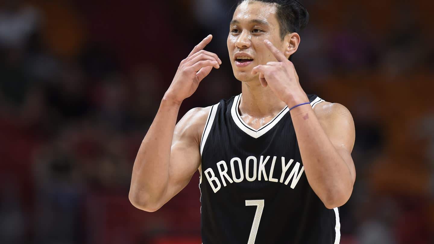 而且篮网似乎更看重另一名年轻后卫卡里斯-勒夫特,让丁威迪得到很多