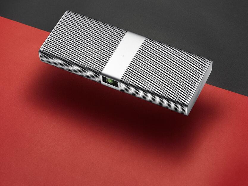 钱包一样大小的投影仪,坚果t6就是这么任性