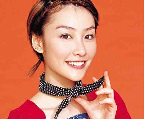 被陈冠希毁掉一生的四个女人两个退出娱乐圈两个身败名裂