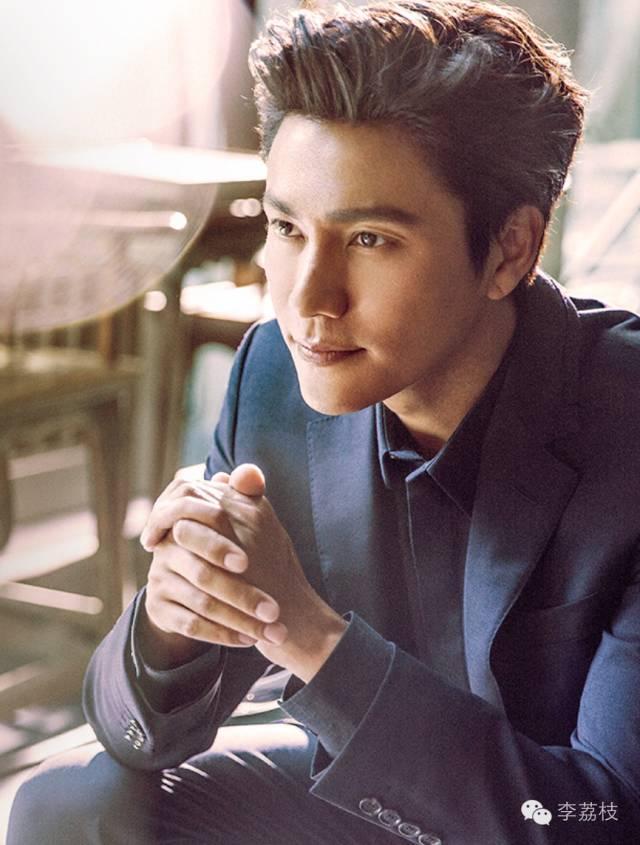 陈坤我觉得自己就是二次元人物喜欢用金闪闪视角看世界