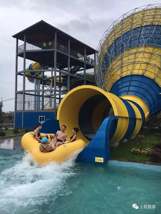 乐园南湖水上运动基地本次漂流嬉水节将持续到8月底,游客可在上犹尽情