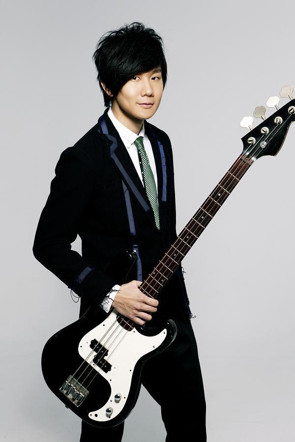 林俊杰时尚搭配,时尚潮流,王者风范十足,帅极了