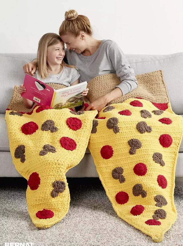 来一张温暖的小被子,盖住你的半身,必要时还可以把头也伸进去当睡袋用