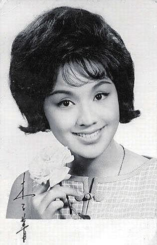 她16岁成为亚洲影后,相恋十年男友猝死受打击,独自去世无人知!