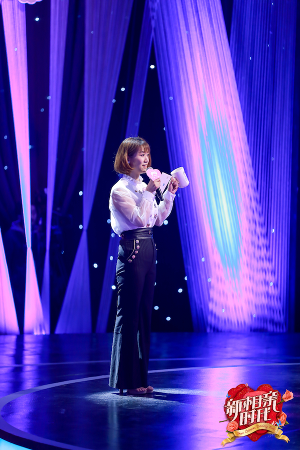 《新相亲时代》孟非霸气维护女嘉宾 回应情绪化表达