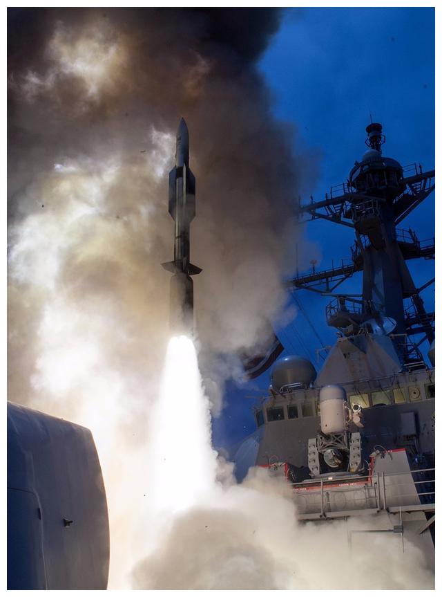 美2018全球军事力量排名公布:排名第二第三名