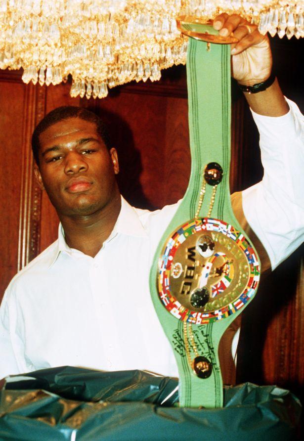 这位拳王曾两胜老霍,因唐金之故错过与泰森对决