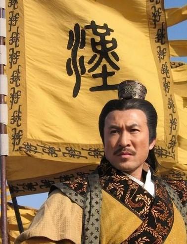 高陵君在路上走走停停,听说怀王迁都彭城,遂改道前往彭城求见怀王.