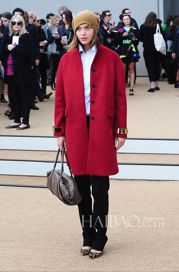 黄皮肤女生,如何把红色穿的好看,实用干货