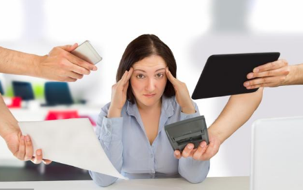 上班族工作压力大,不想身体受伤,这三点要多加注意