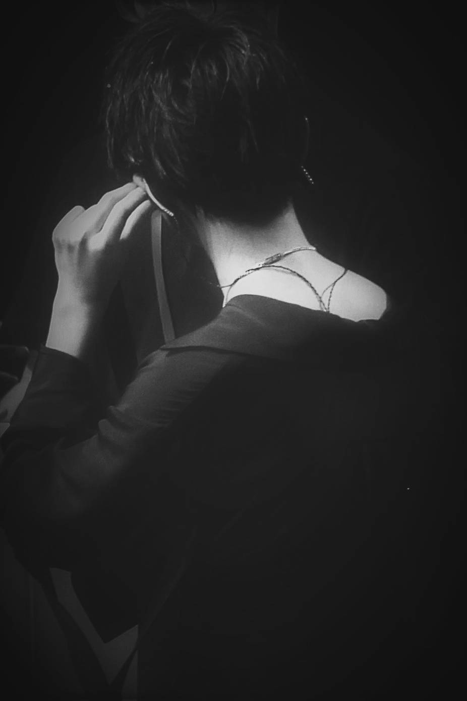 红领巾满满正能量,无论是正面还是背影都杀到我了@tfboys-王俊凯 67