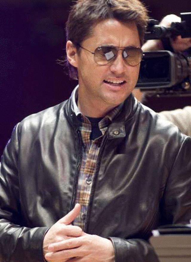 53岁王敏德生活照,警察形象深入人心,与妻子恩爱26年,女儿漂亮