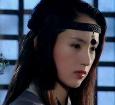 董璇——《雪花女神龙》上官燕唐嫣——《仙剑三》紫萱刘亦菲