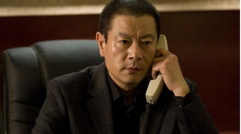 特别在《女高男低》中,巫刚把李远山一个小男人的心态表现得淋漓尽致