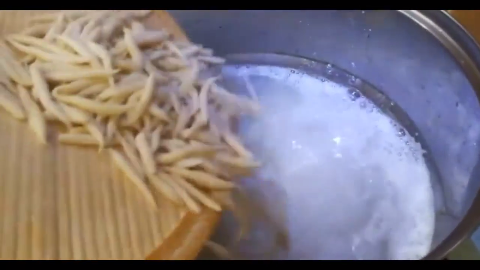 舌尖上的甘肃美食 张掖炒搓鱼子, 全网首个视频