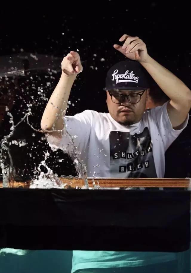 舌尖上的中国导演把火锅拍成了北宋名画美爆了