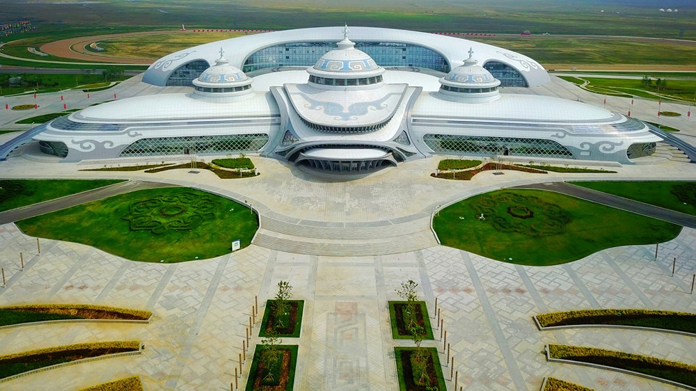 内蒙古制造滴外星灰船_呼和塔拉