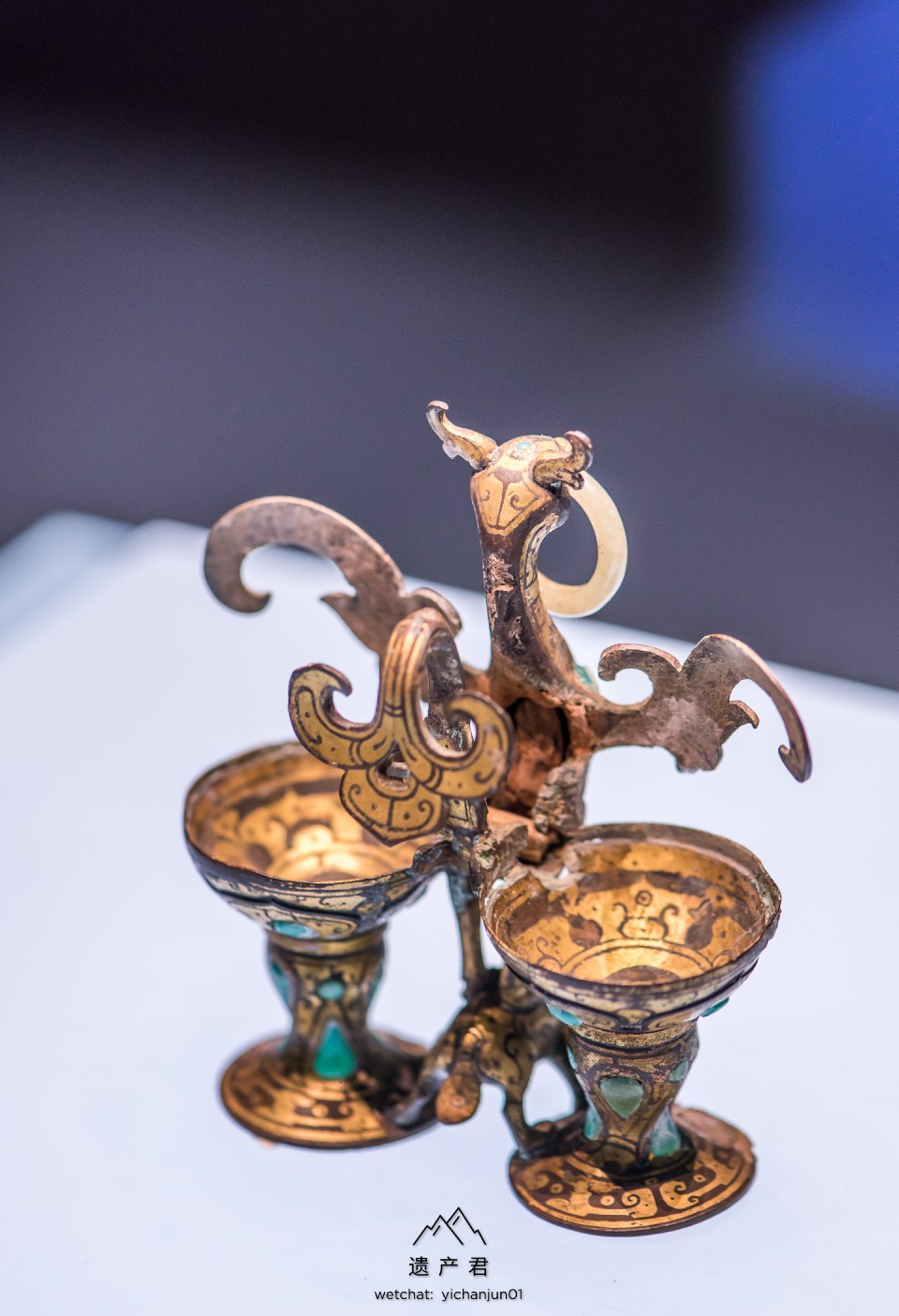 河北博物院藏西汉青铜鎏金朱雀衔环杯