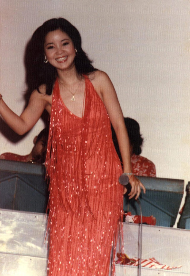 原来邓丽君才是你最需要借鉴的80s时装偶像!