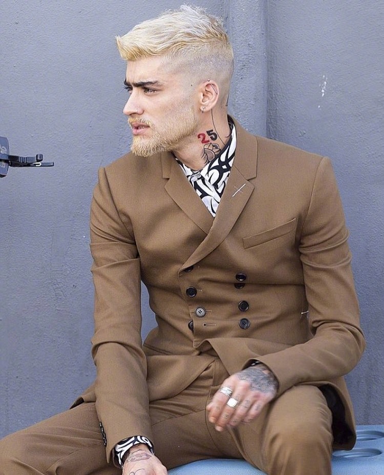 染白毛了zayn最新mv迈阿密片场照