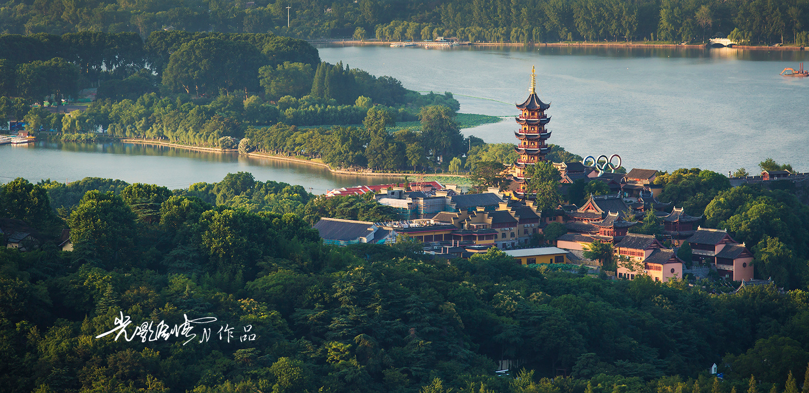 美丽南京,千年古刹鸡鸣寺---鸡鸣寺位于鸡笼山东麓,又称古鸡鸣寺