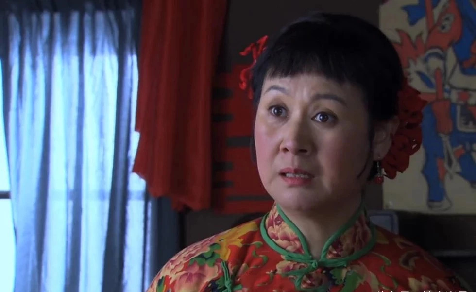 24年后坦言:与赵本山不再是"同路人"|相亲|黄晓娟|赵本山_新浪新闻