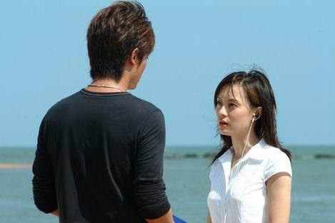 曾是一对"姐妹花",一个出道14年不温不火,一个事业爱情双丰收