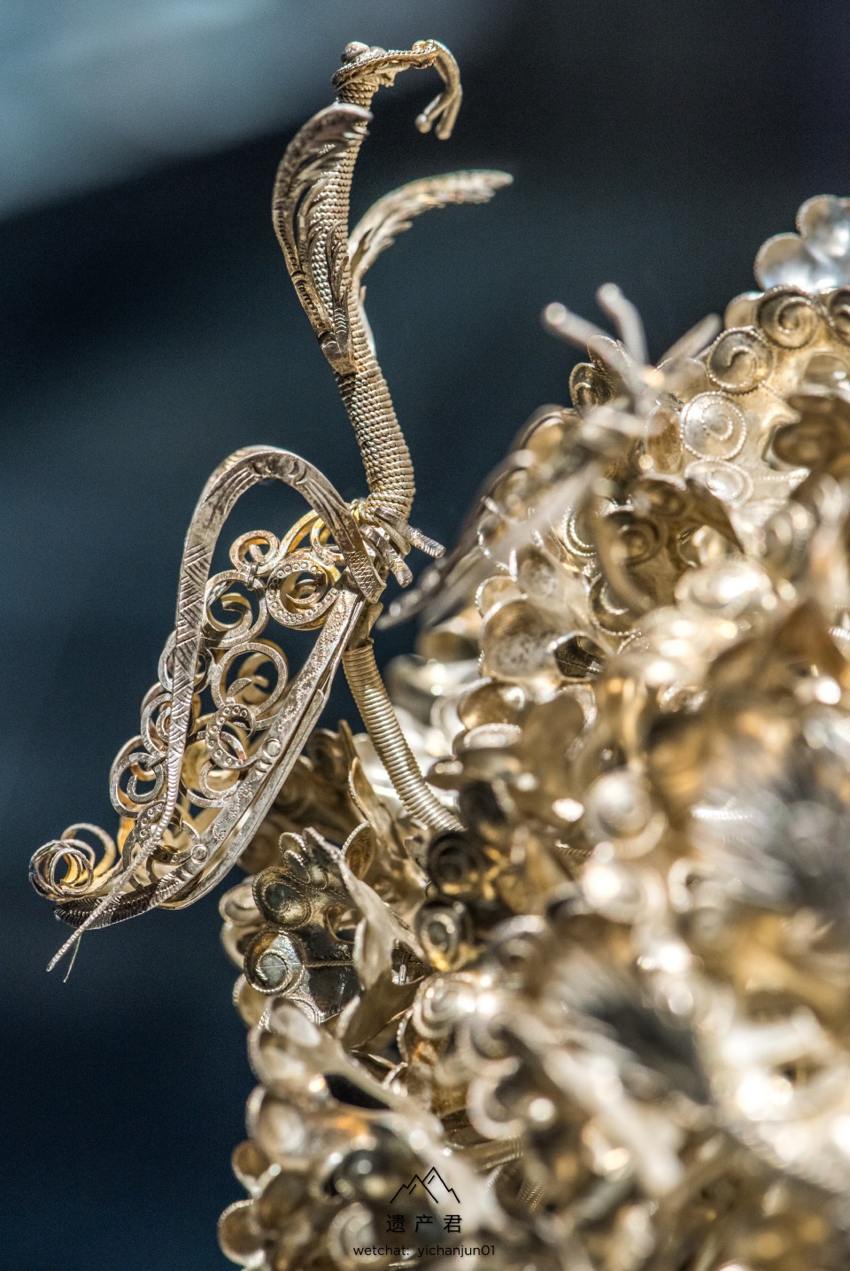 北京服装学院民族服饰博物馆藏· 苗族银凤冠