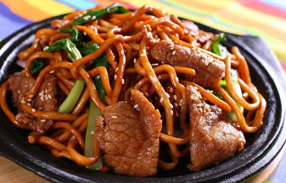 天凉了,儿子就馋此面,简单方便,热乎乎,一周吃三次都不嫌多