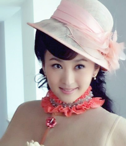 了踪迹,最近的一次还是在《华胥引》里面出演了秦紫烟最后还成了女王