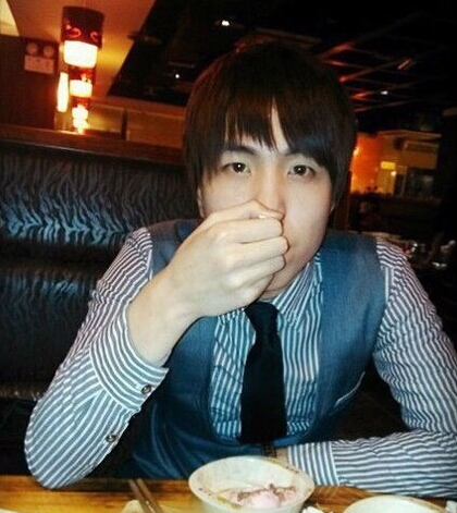 lol小智欠小漠一千万后发文解释 还嘲讽了一波儿卢本伟?