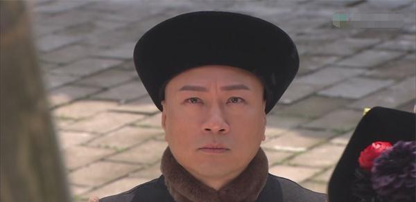 其次,同治七年冬天,安德海曾在北京最大的酒楼前门外天福堂大酒楼张灯