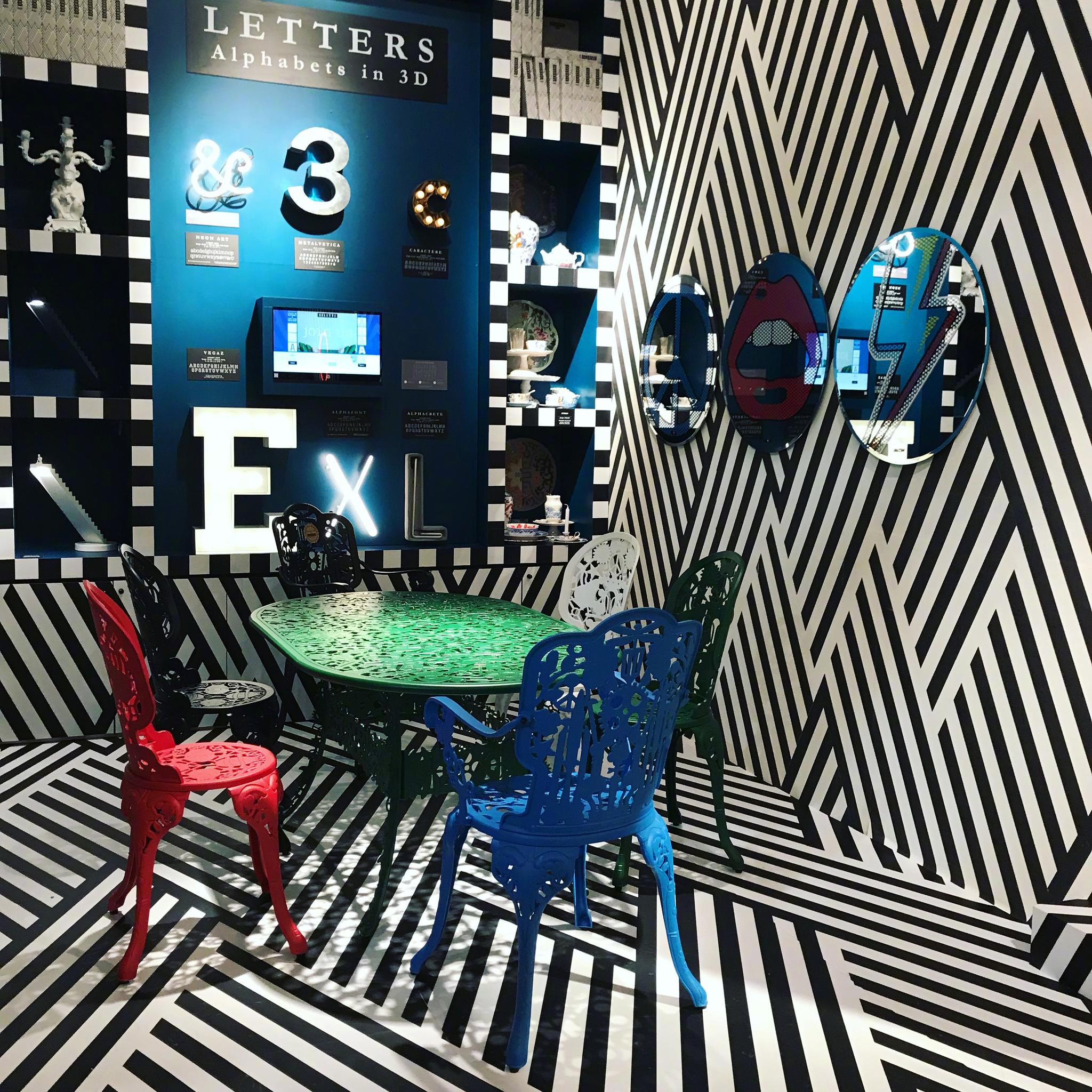 我看到的米兰国际家具展里展场布置玩的最嗨的应该是 Seletti 这个品|展场|米兰|混搭_新浪新闻